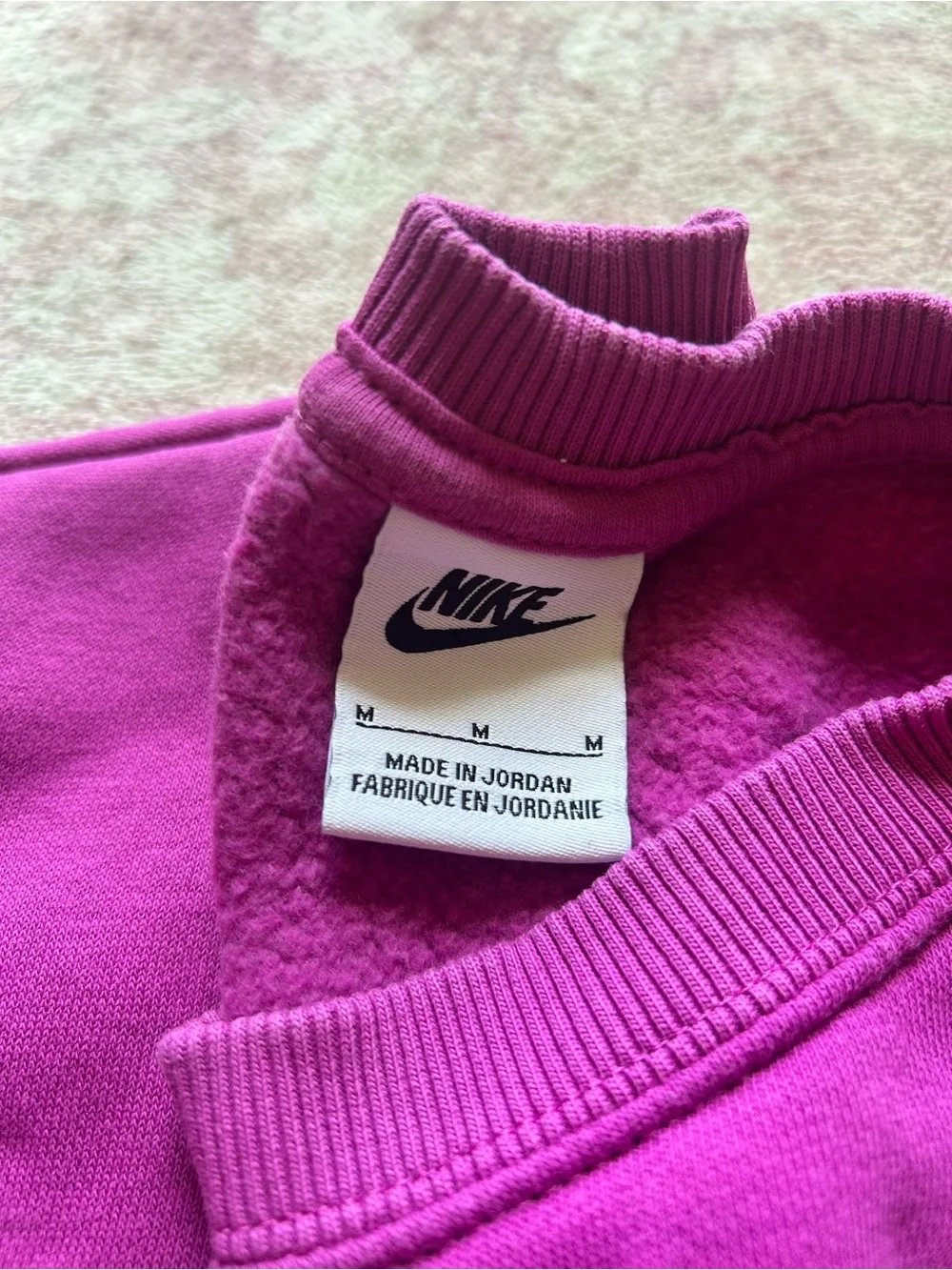 Nike Men's Crewneck Sweatshirt - Magenta